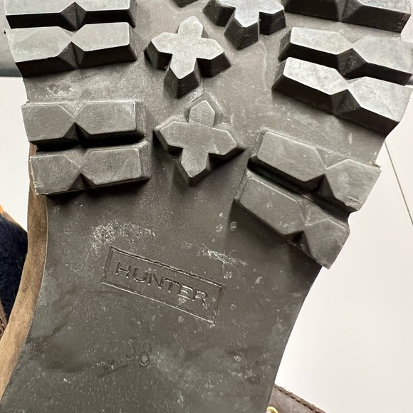 Hunter Henson Boots Navy Quilted Brown Oiled Leather Heeled Size 38 - Picture 12 of 14